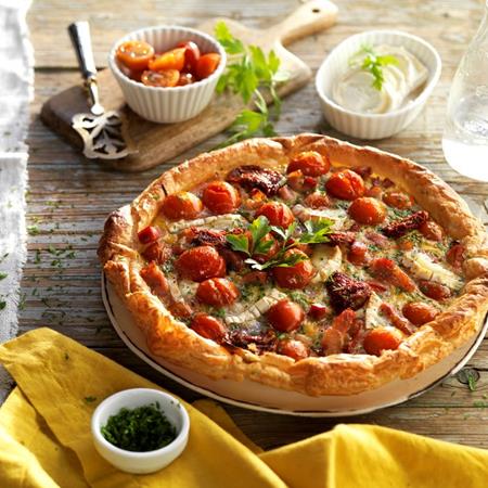 Pastel salado de tomates y queso de cabra | 