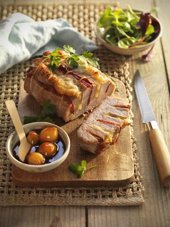 Lomo de cerdo relleno de  queso idiazábal y pimientos del piquillo | 